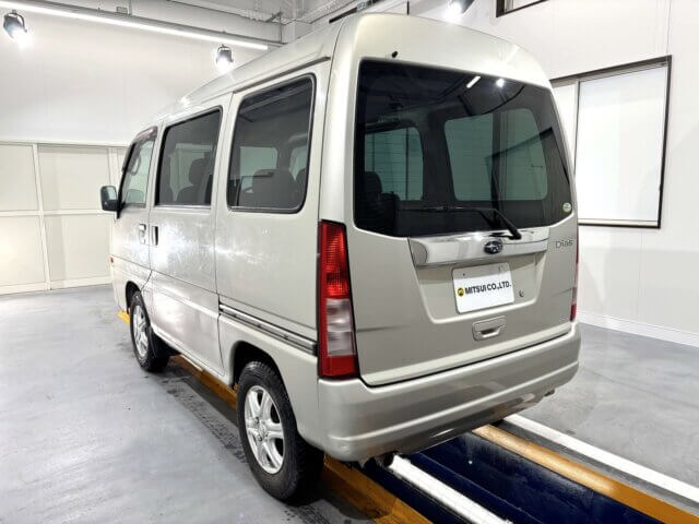 2009 SUBARU SAMBAR VAN