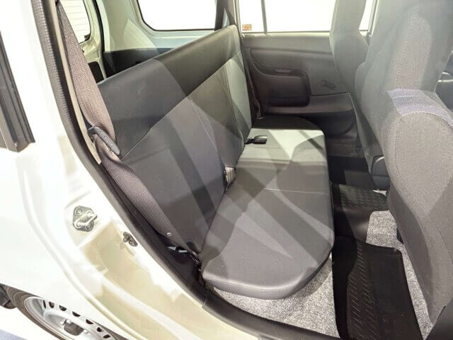 2017 TOYOTA SUCCEED VAN