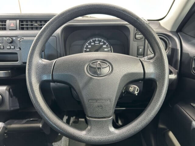 2017 TOYOTA SUCCEED VAN