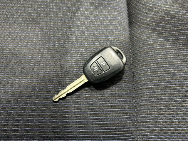 2017 TOYOTA SUCCEED VAN