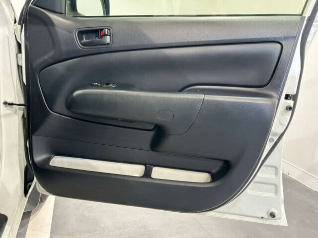 2017 TOYOTA SUCCEED VAN