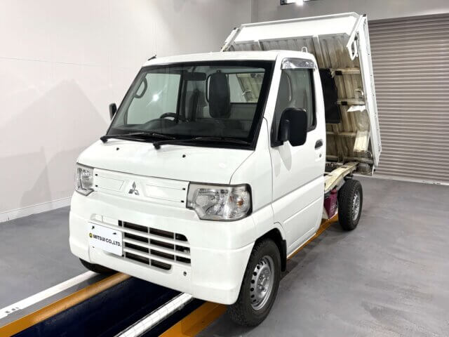 2012 MITSUBISHI MINICAB DUMP