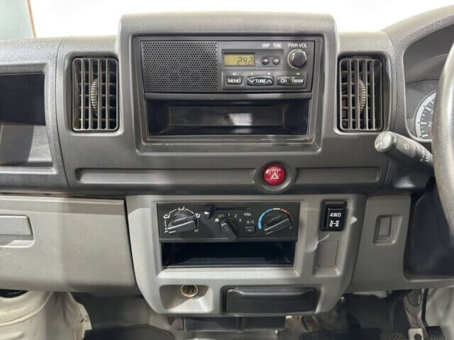 2012 MITSUBISHI MINICAB DUMP