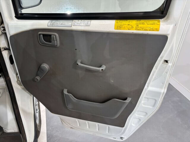 2012 MITSUBISHI MINICAB DUMP