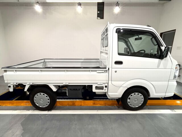 2015 NISSAN NT100 CLIPPER TRUCK