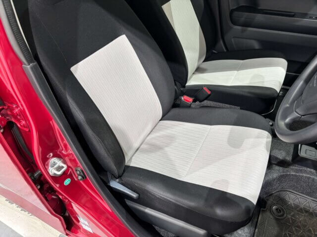 2017 DAIHATSU MIRA e:s