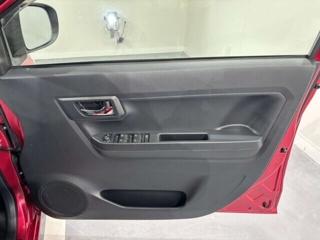 2017 DAIHATSU MIRA e:s