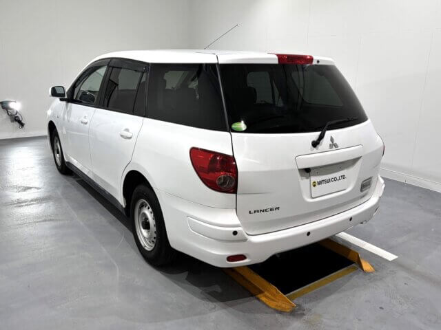 2018 MITSUBISHI LANCER CARGO