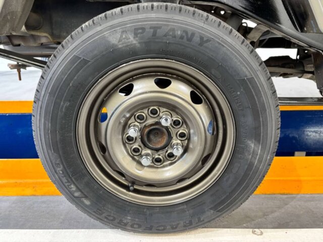 2000 DAIHATSU HIJET TRUCK