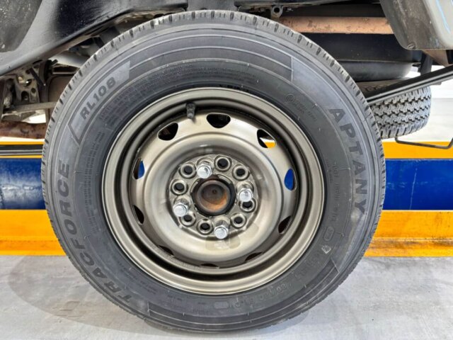 2000 DAIHATSU HIJET TRUCK