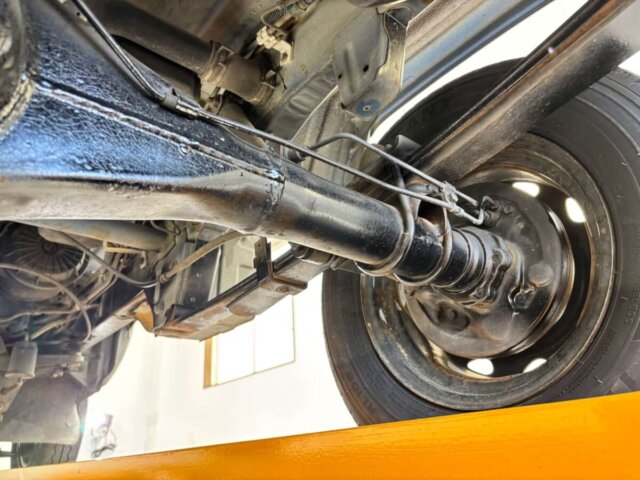 2000 DAIHATSU HIJET TRUCK