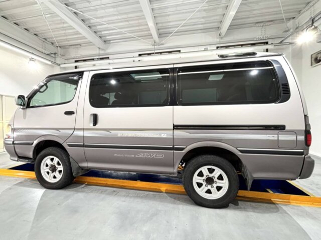 1996 TOYOTA HIACE WAGON