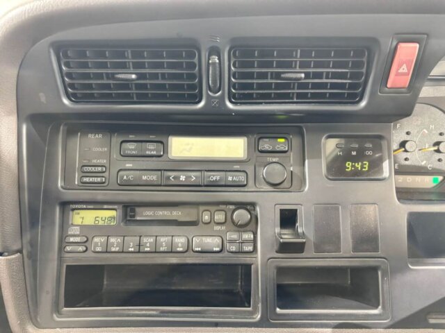 1996 TOYOTA HIACE WAGON