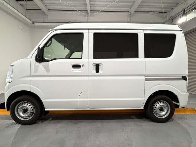 2017 NISSAN NV100 CLIPPER