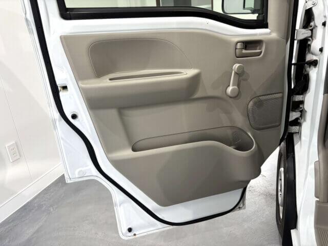 2017 NISSAN NV100 CLIPPER