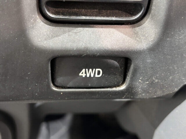 2013 DAIHATSU HIJET DUMP