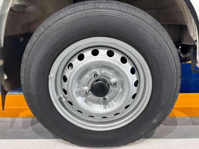 2013 DAIHATSU HIJET DUMP