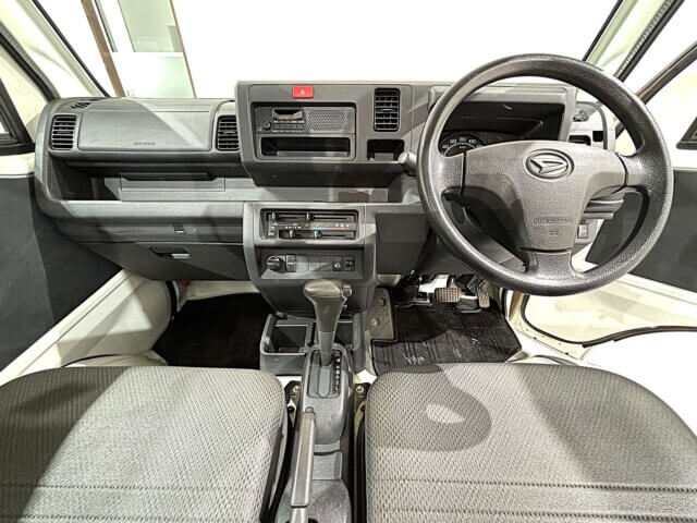 2017 DAIHATSU HIJET DUMP