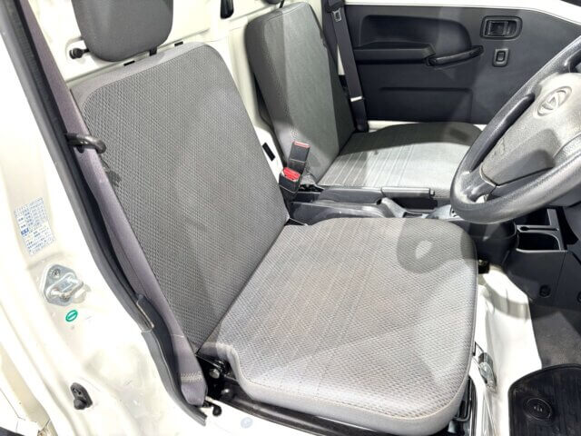 2017 DAIHATSU HIJET DUMP