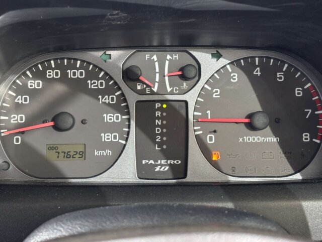 2000 MITSUBISHI PAJERO IO