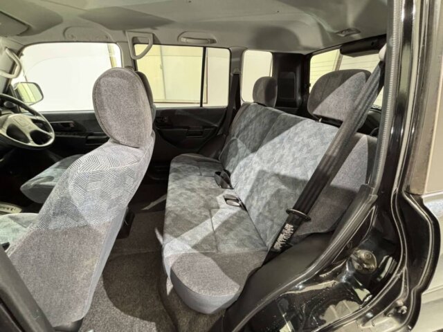 2000 MITSUBISHI PAJERO IO