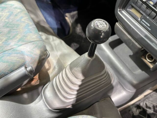 1998 DAIHATSU HIJET VAN