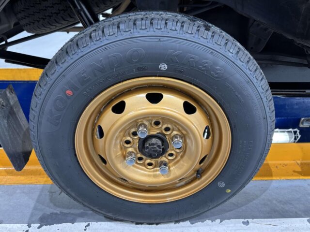 1998 DAIHATSU HIJET VAN