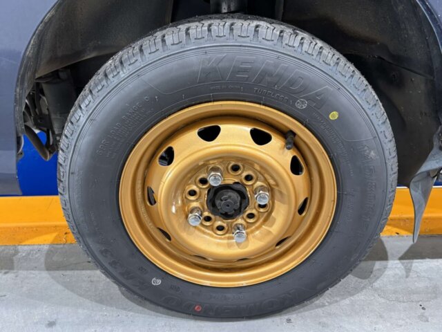 1998 DAIHATSU HIJET VAN