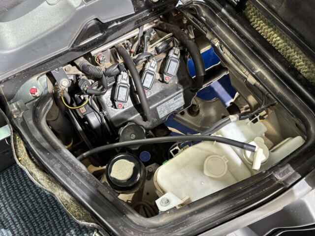 2013 MITSUBISHI MINICAB VAN