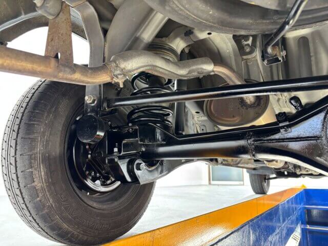 2013 MITSUBISHI MINICAB VAN