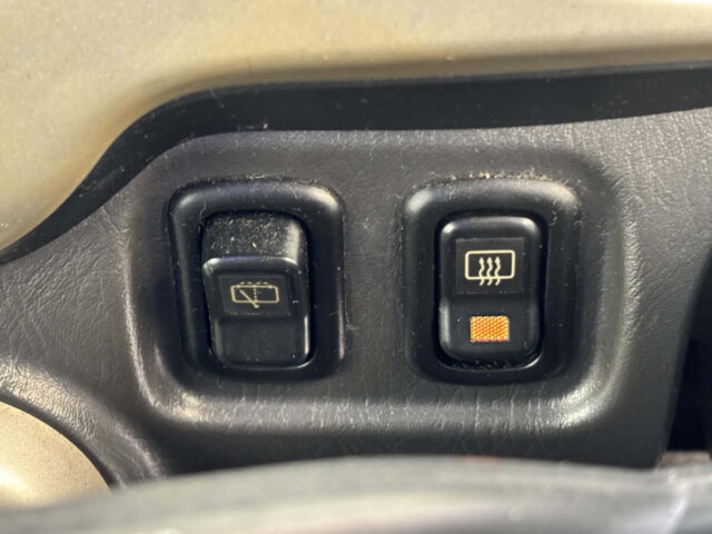 2001 DAIHATSU MIRA GINO