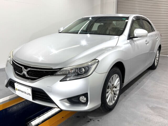 2015 TOYOTA MARK X