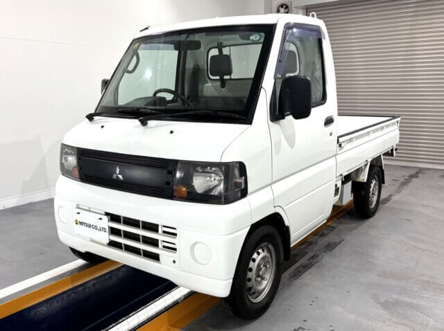 2009 MITSUBISHI MINICAB TRUCK