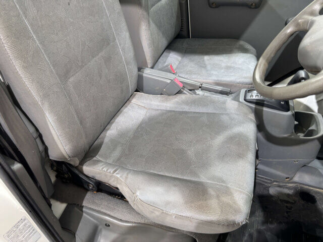 2009 MITSUBISHI MINICAB TRUCK