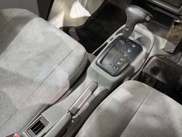 2009 MITSUBISHI MINICAB TRUCK