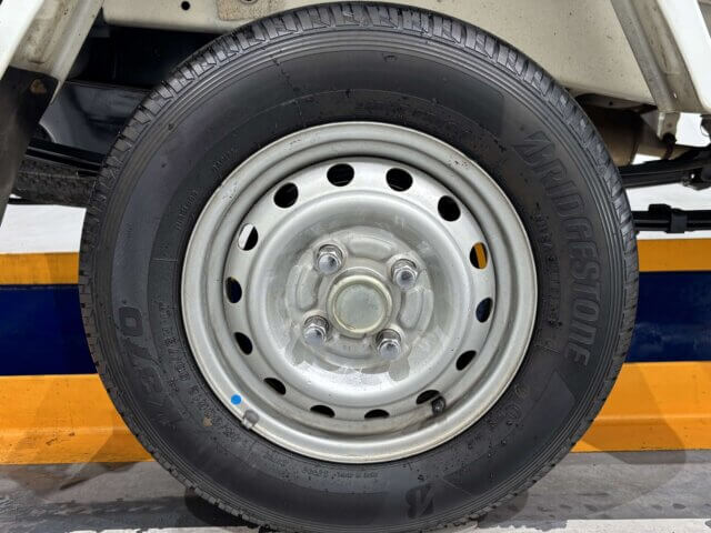 2009 MITSUBISHI MINICAB TRUCK