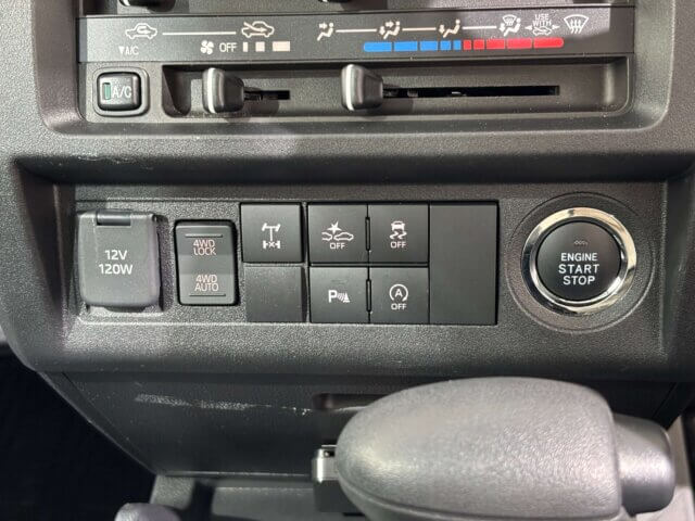 2022 DAIHATSU HIJET TRUCK JUMBO