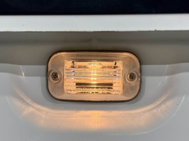 1996 MITSUBISHI MINICAB TRUCK