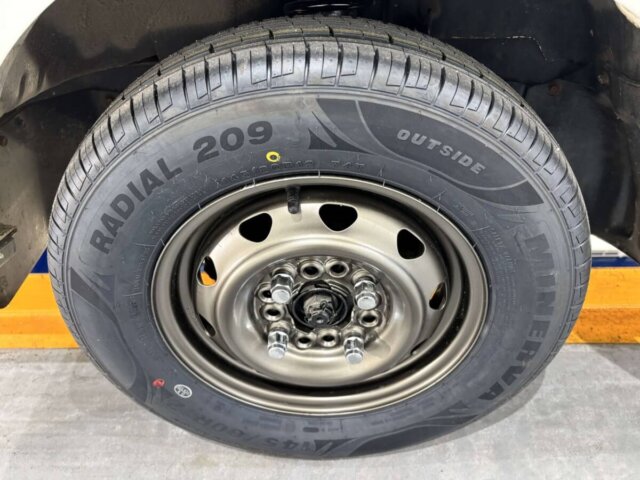 1996 MITSUBISHI MINICAB TRUCK