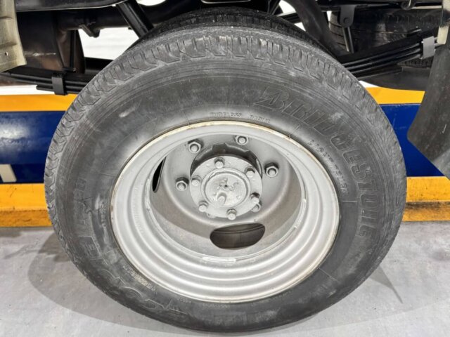 2000 MAZDA BONGO TRUCK