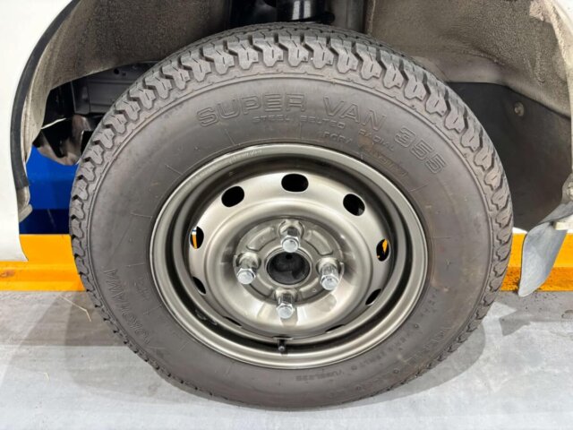 2000 DAIHATSU HIJET TRUCK