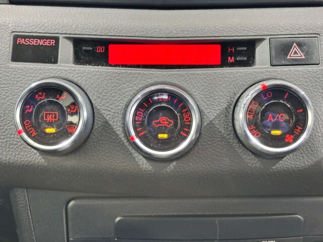 2001 TOYOTA WiLL VS