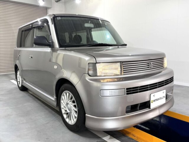 2001 TOYOTA bB