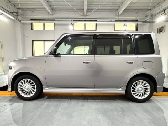 2001 TOYOTA bB