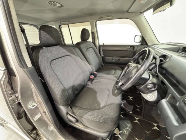 2001 TOYOTA bB