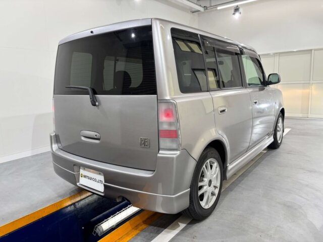 2001 TOYOTA bB