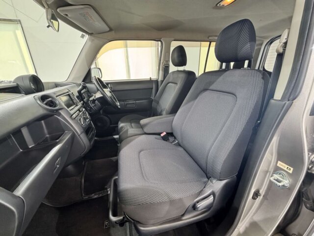 2001 TOYOTA bB