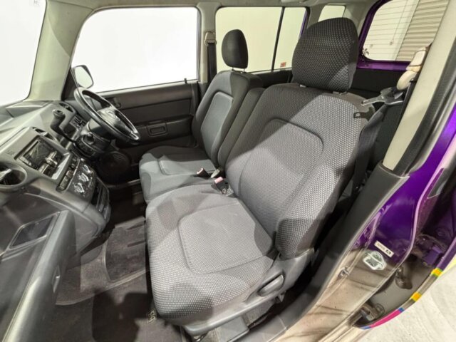 2000 TOYOTA bB