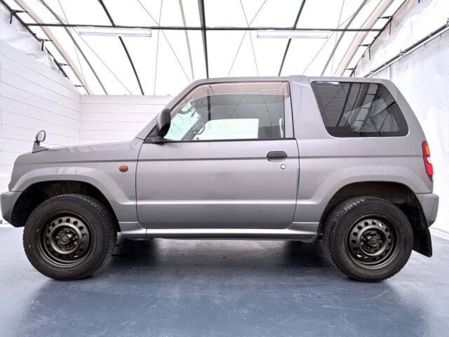 2001 MITSUBISHI PAJERO MINI