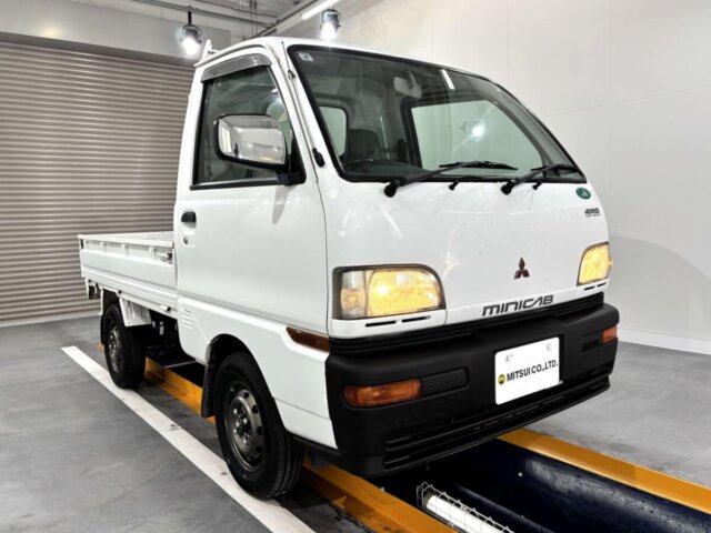 1999 MITSUBISHI MINICAB TRUCK